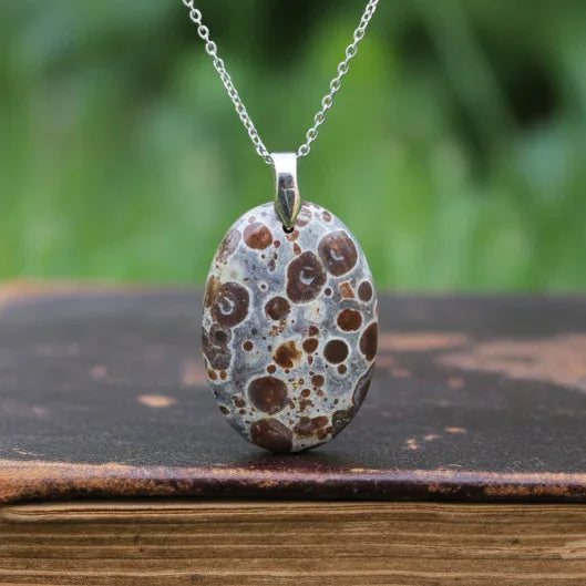 Pendentif en Rhyolite Astéroïde (PE1519)