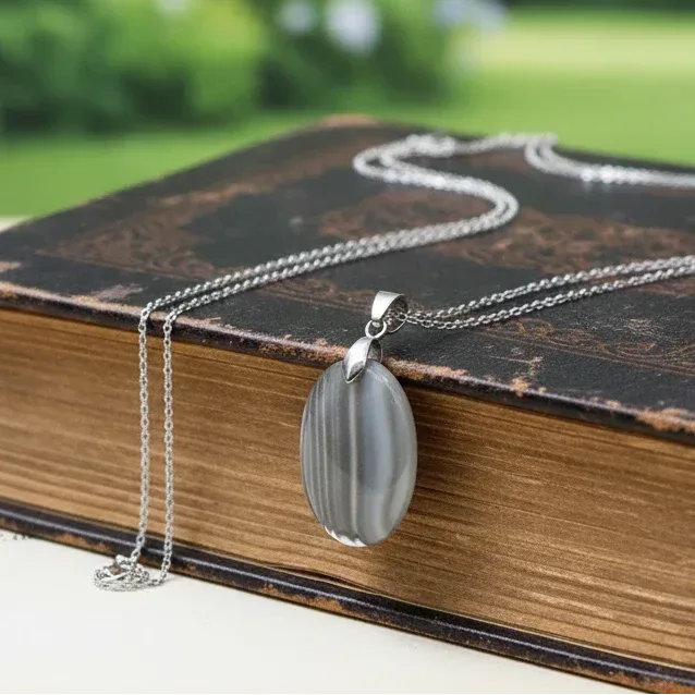 Pendentif en Silex (Flint Stone) (PE2037)