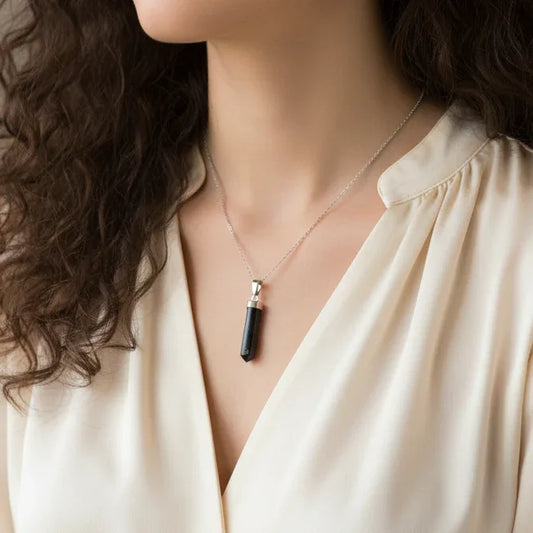 Pendentif en pointe de Tourmaline noire (PE1553-2)