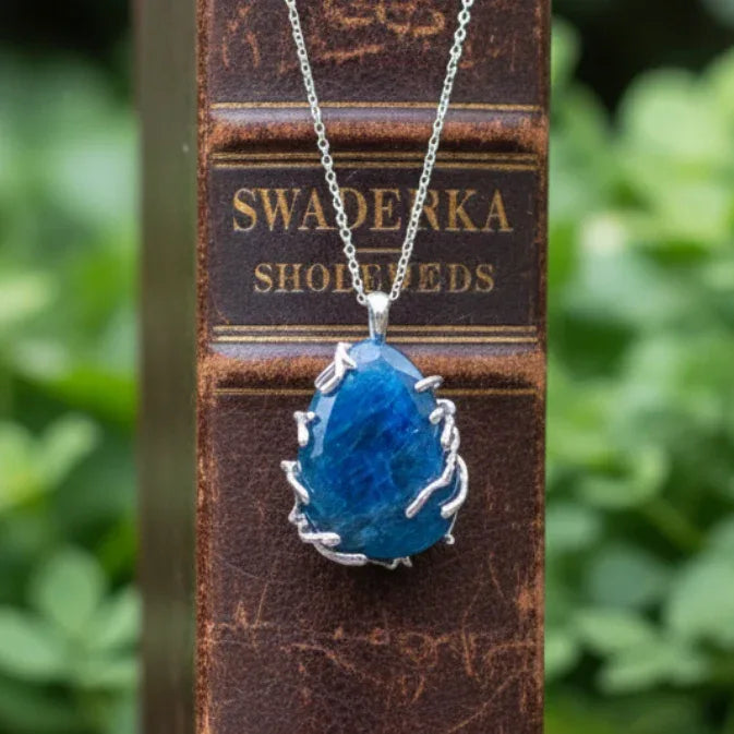 Pendentif serti en Apatite bleue (PE1657)