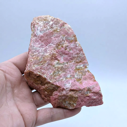 Thulite et Feldspath bruts 222g (MB394 - 1)