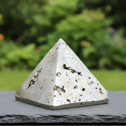 Pyramide polie en Pyrite 125g (PRGFL320)