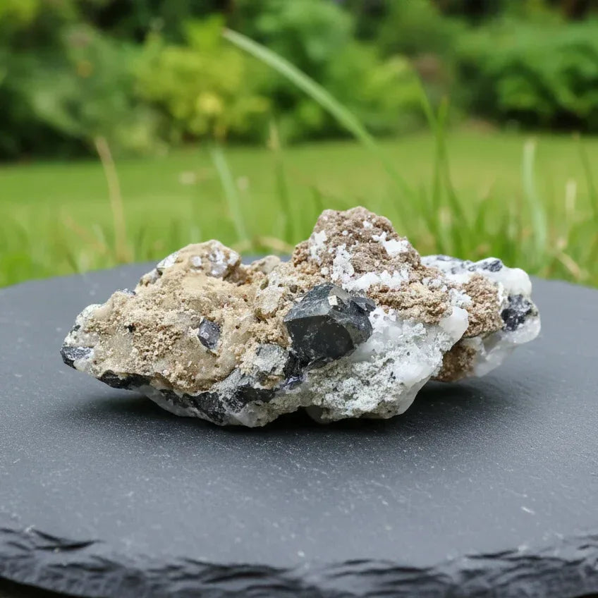 Quartz, Dolomite, Galène et Pyrite bruts 34g (MB491)