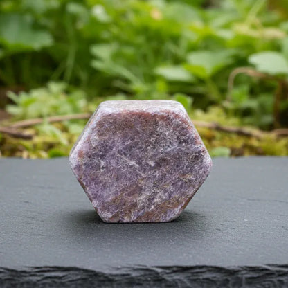 Rubis (Corindon) brut 108g (MB517-2)