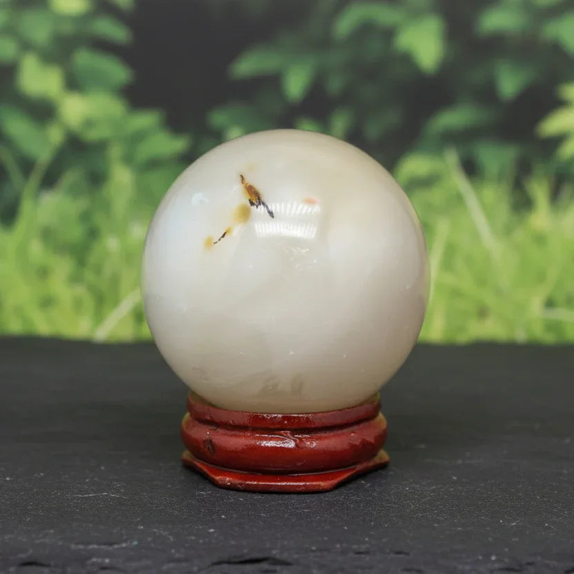 Sphère en Calcédoine 134g (PRGFL669)