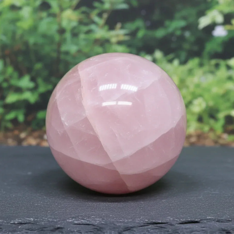 Sphère en Quartz Rose de 1273 g (PRGFL709)
