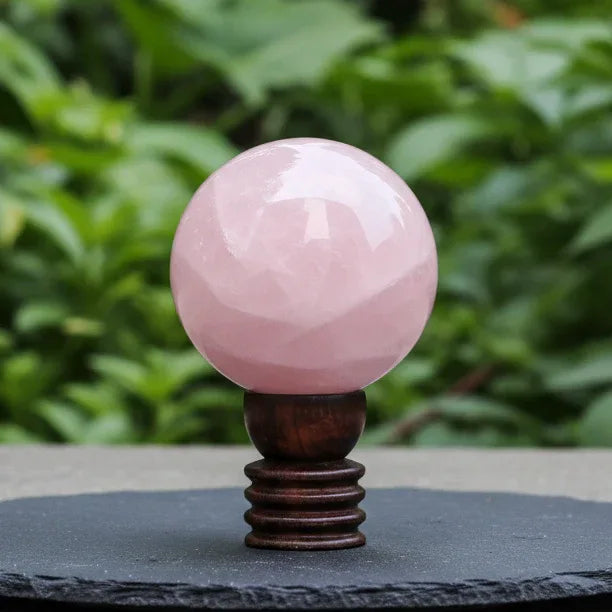 Sphère en Quartz Rose de 1273 g (PRGFL709)