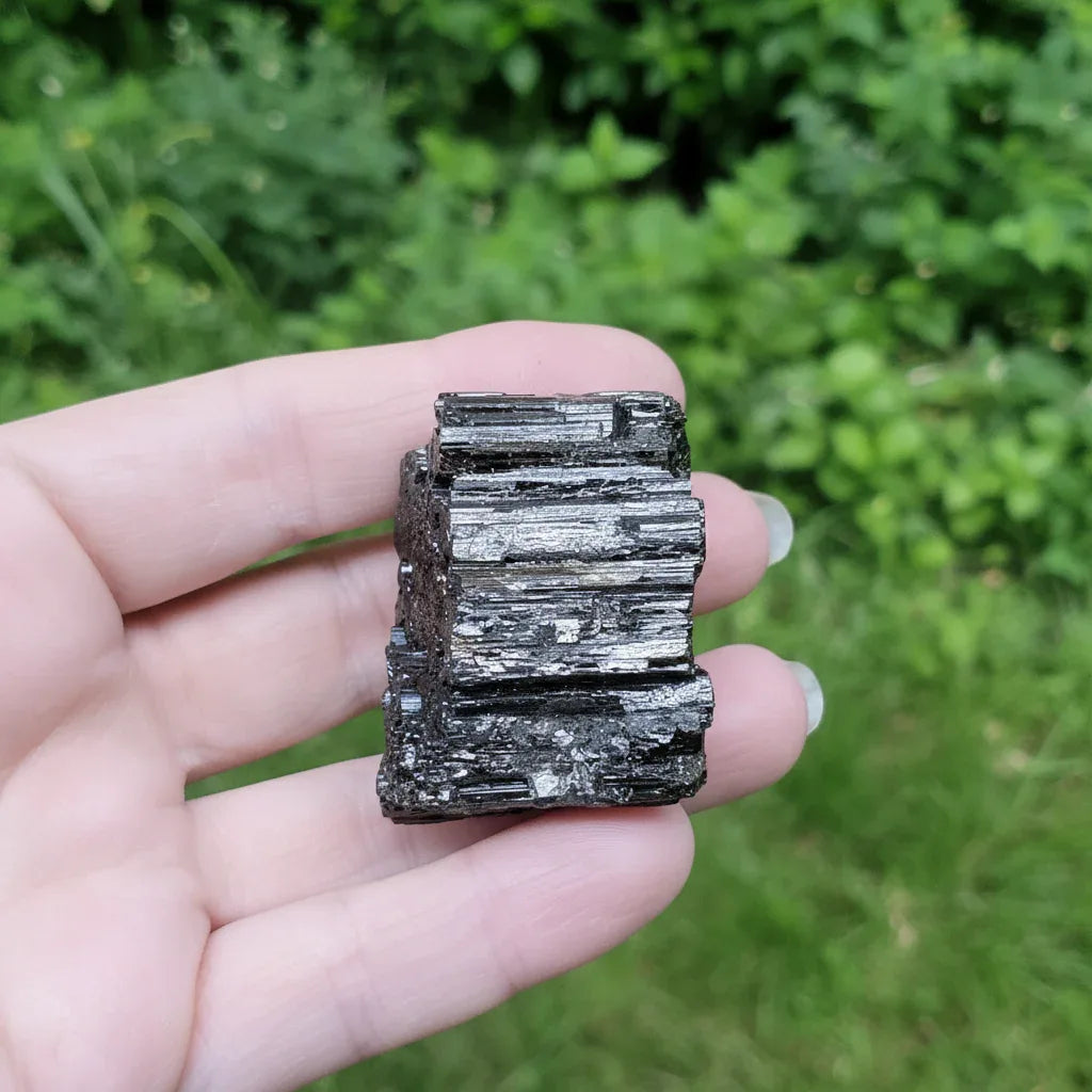 Tourmaline noire brute 51g (MB535-6)