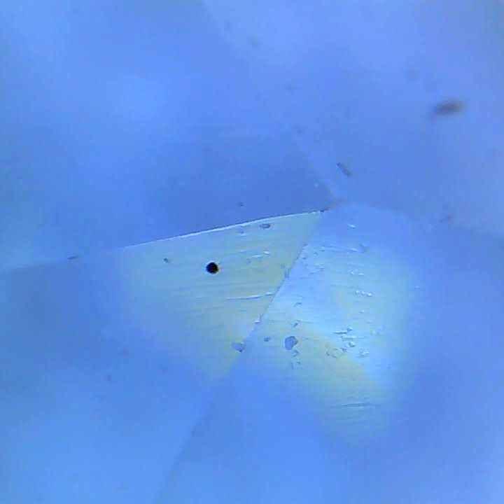 Topaze bleue gemme facettée (PGF744)