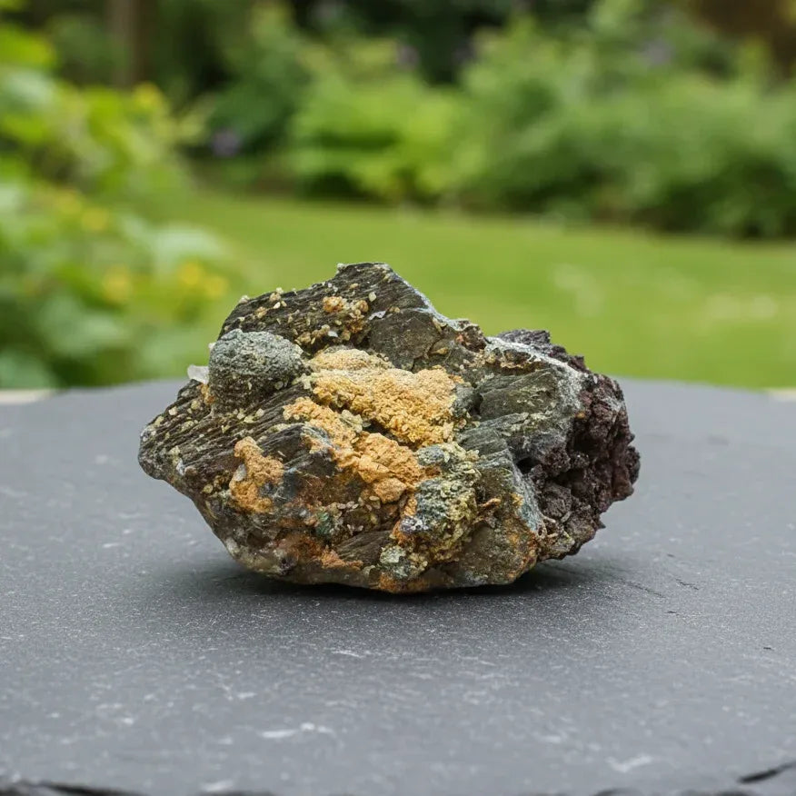 Calcite et Chalcopyrite sur Blende 52g (MB561)