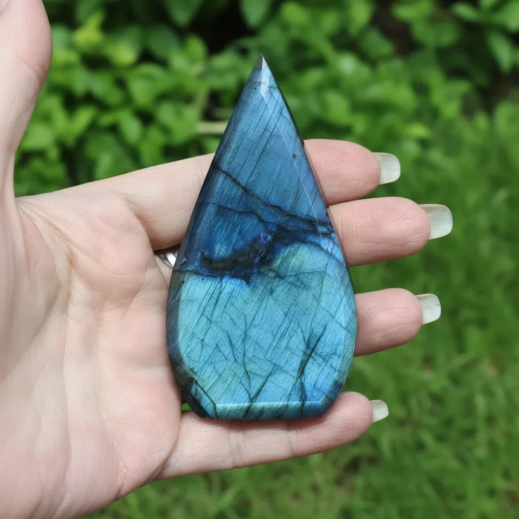 Flamme en Labradorite bleue 120g (PRGFL745) - ENAE Minéraux