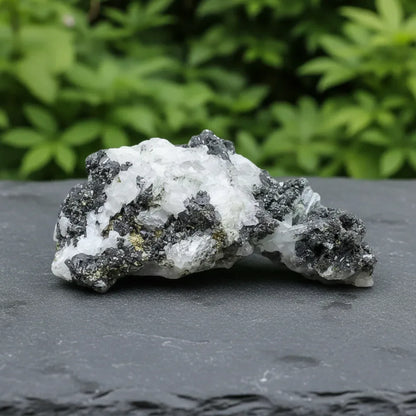 Galène, Calcite, Quartz, Chalcopyrite bruts 68g (MB479)