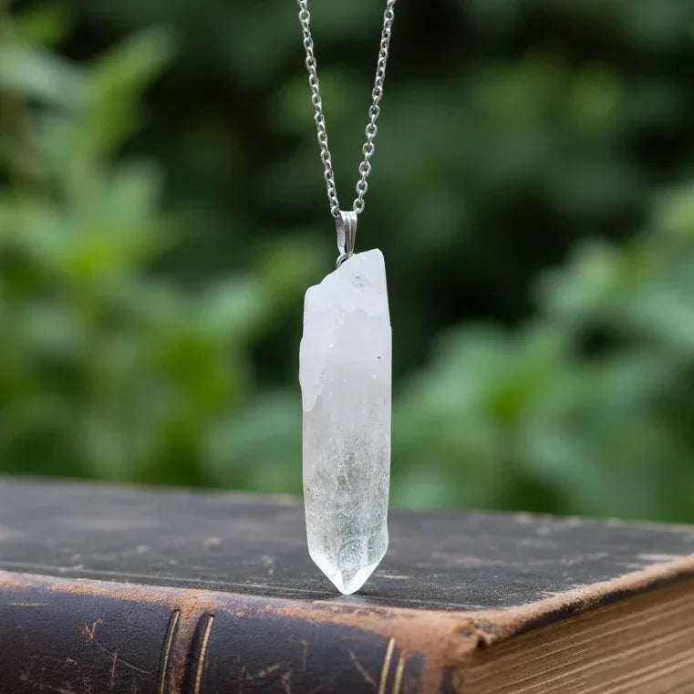 Pendentif en pointe brute de Cristal de Roche (PE2070)