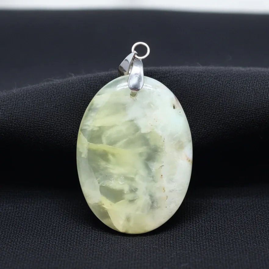 Pendentif en Prehnite (PE1038)