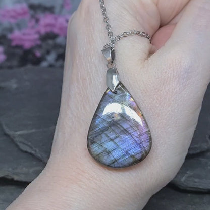 Pendentif en Labradorite bleue (PE2148)