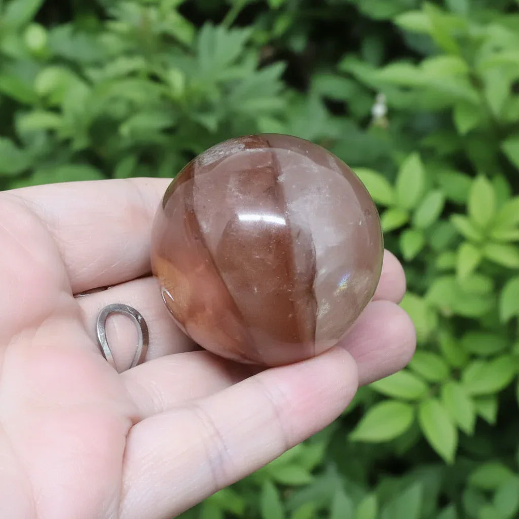 Sphère en Quartz hématoïde 104g (PRGFL752) - ENAE Minéraux