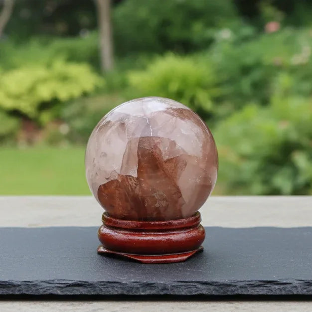 Sphère en Quartz hématoïde 104g (PRGFL752) - ENAE Minéraux
