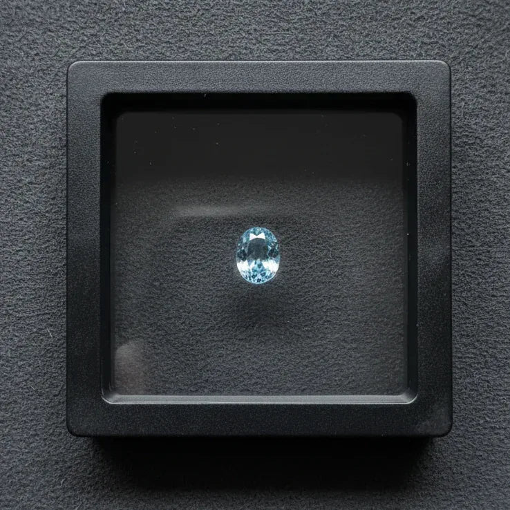 Topaze bleue gemme facettée (PGF744)